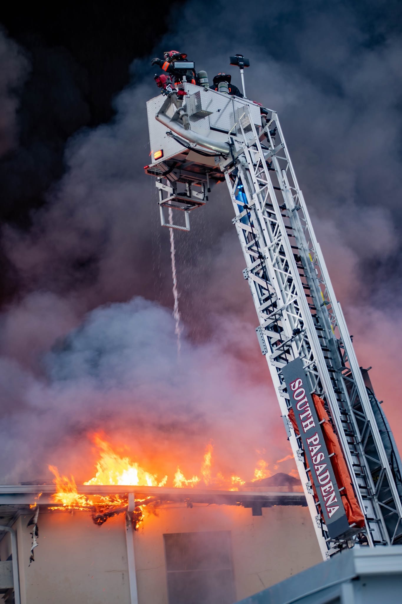 FF Fighting Fire